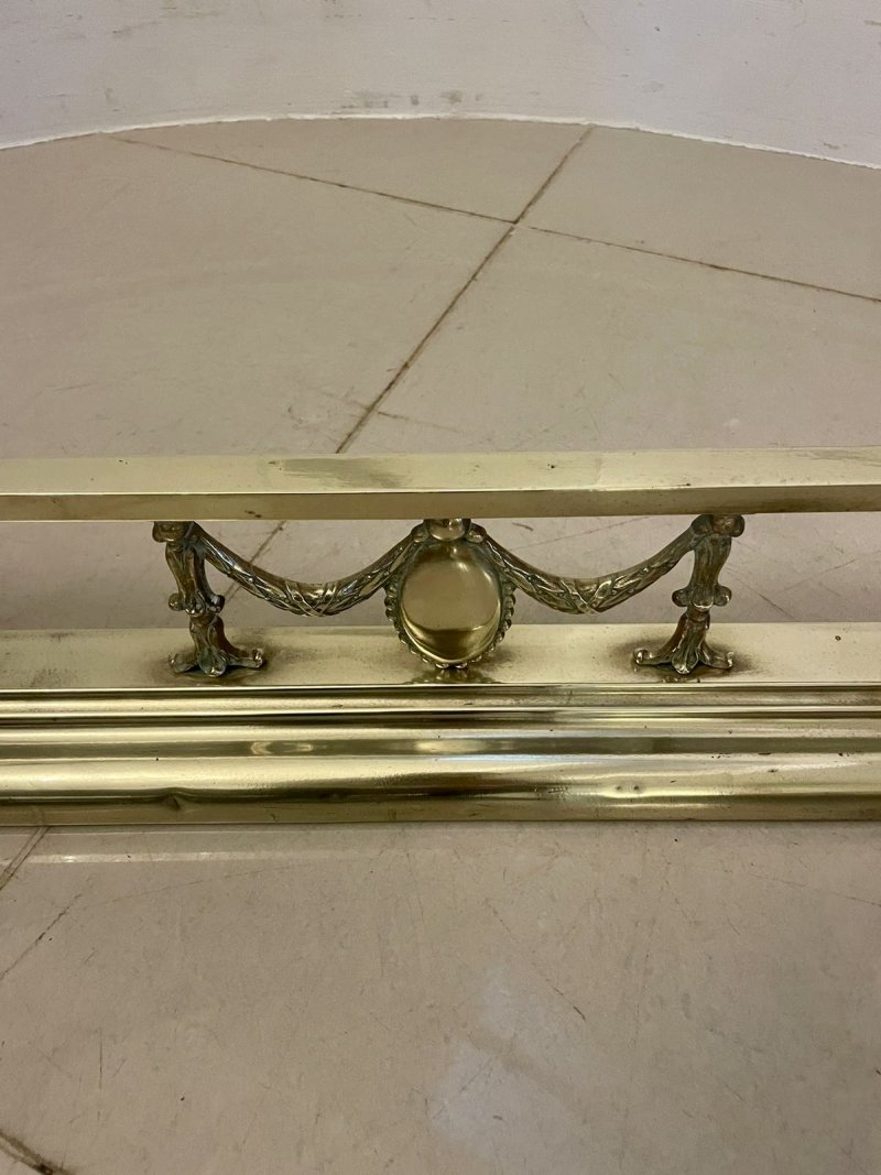 Antique Victorian Quality Ornate Brass Fender - Image 5